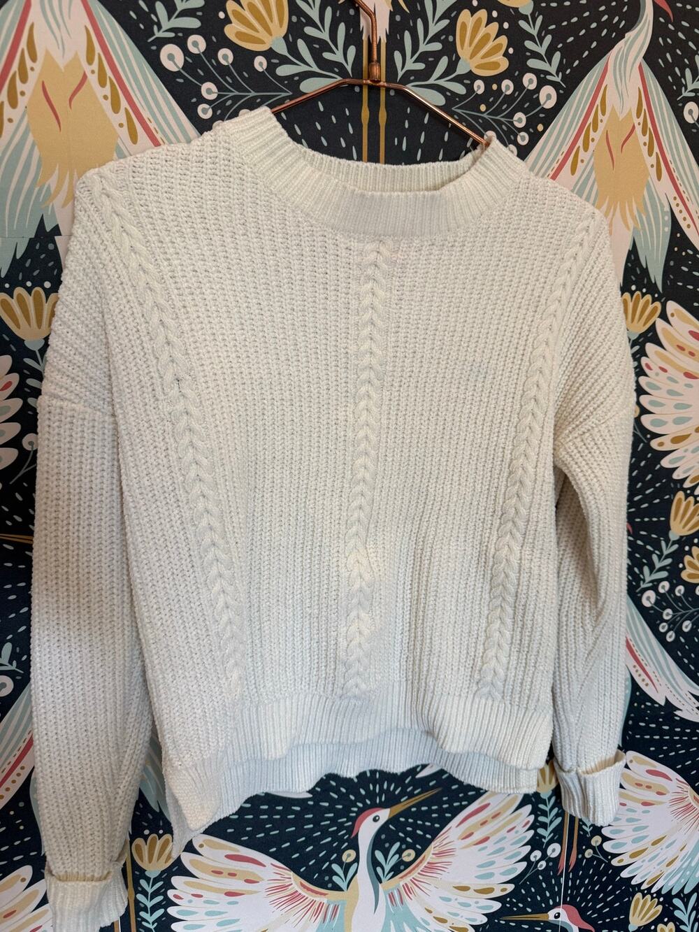 White knit sweater size S